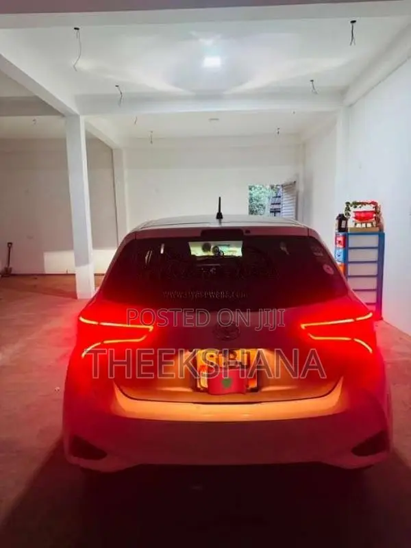 Toyota Vitz 2019 Car (Used)