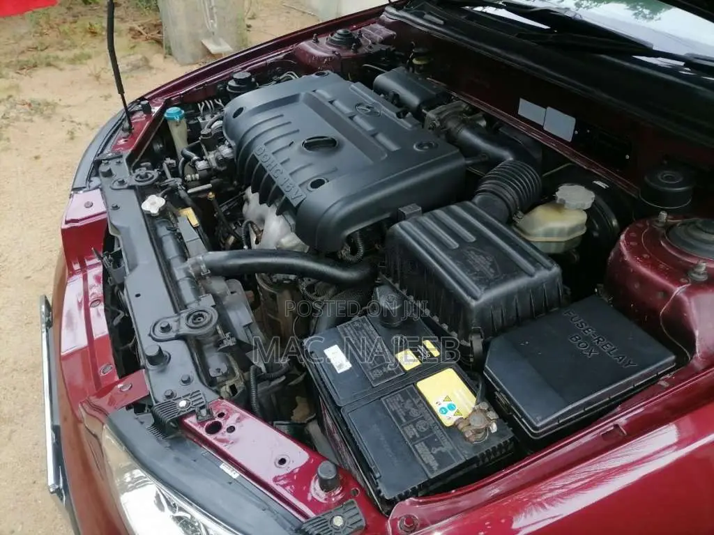 Hyundai ELANTRA 2004 Car (Used)