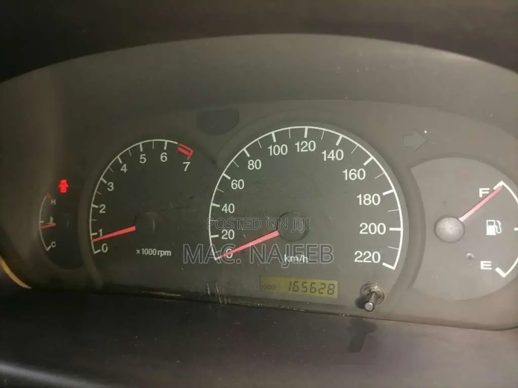 Hyundai ELANTRA 2004 Car (Used)