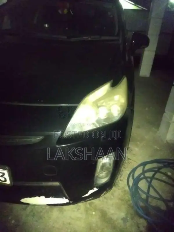 Toyota Prius 2011 Car (Used)