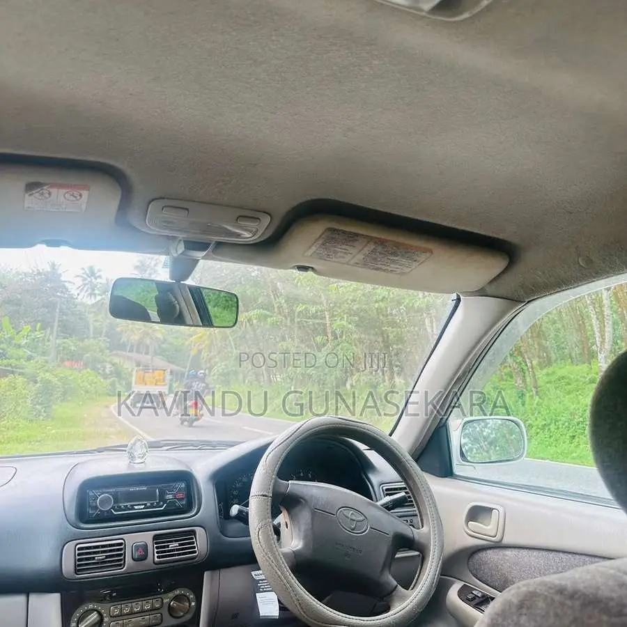 Toyota 110 Sprinter SE Limited 1999 Car (Used)