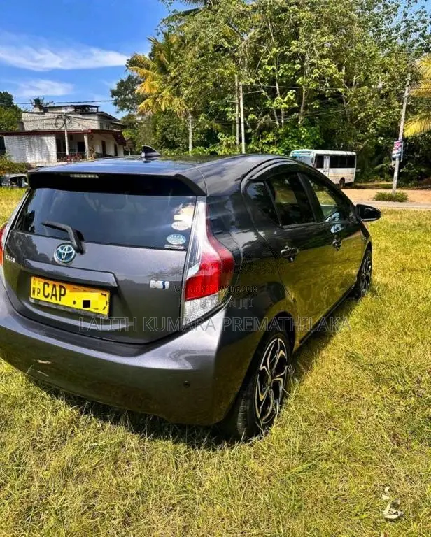 Toyota Aqua Urban 2016 Car (Used)