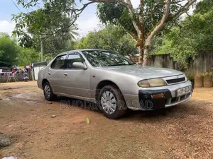 Nissan Bluebird 1993 Car (Used)