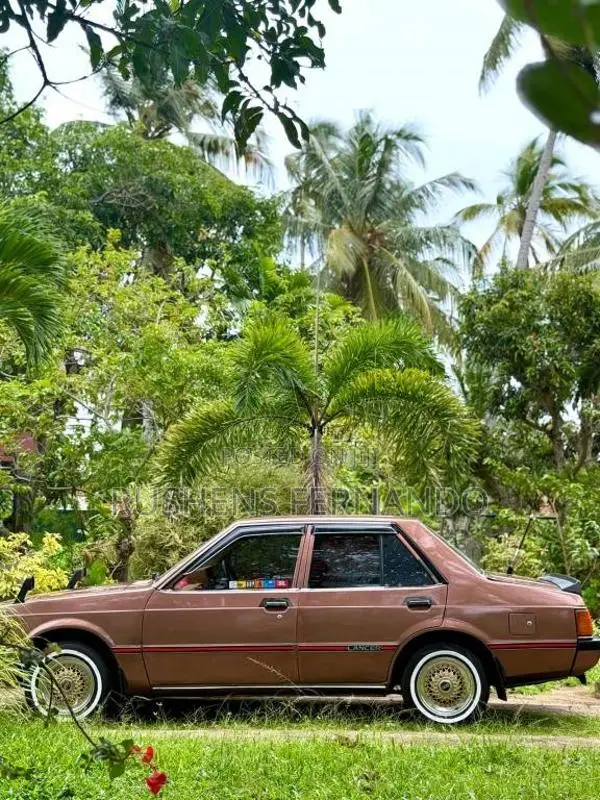 Mitsubishi Lancer Box 1980 Car (Used)