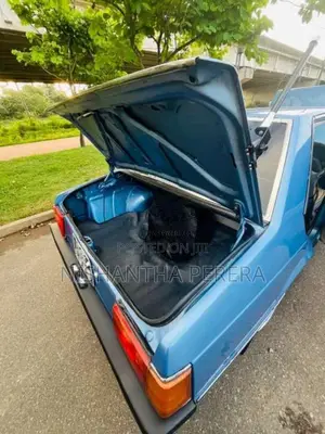 Mitsubishi Lancer Box 1980 Car (Used)
