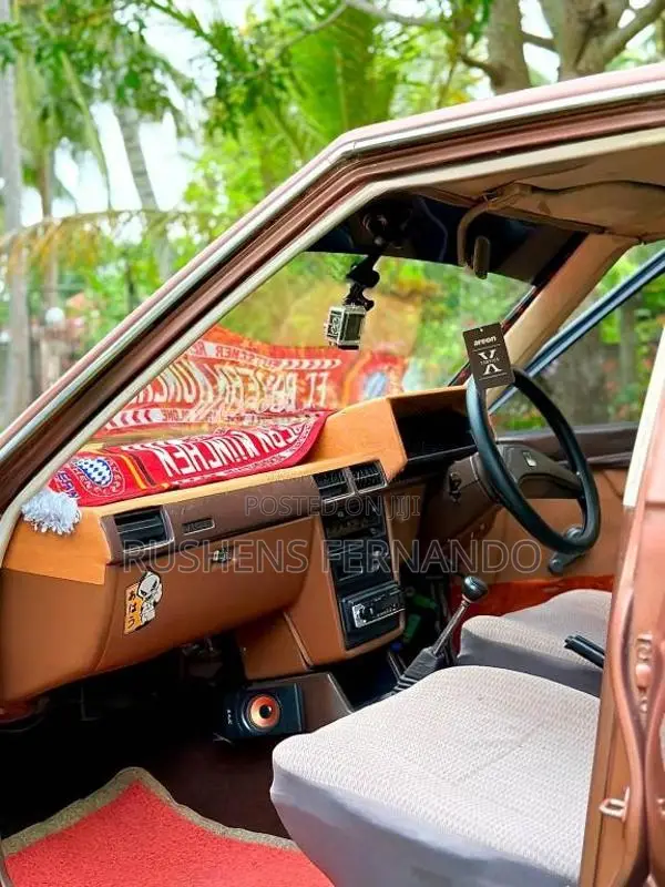 Mitsubishi Lancer Box 1980 Car (Used)