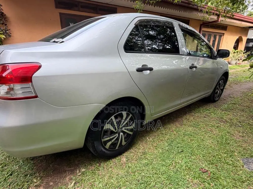 Toyota Belta 2007 Car (Used)
