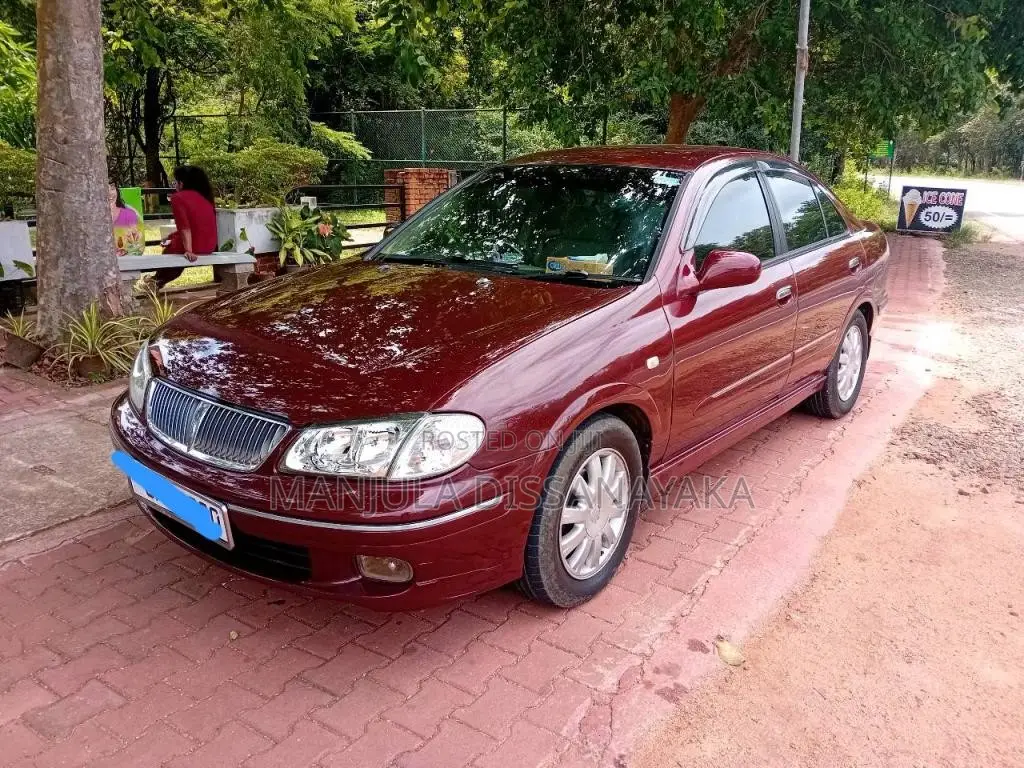 Nissan Sunny 2002 Car (Used)