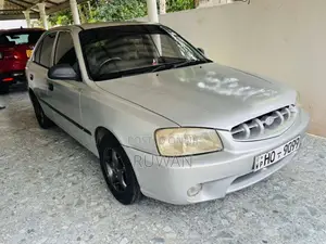 Hyundai Accent 2000 Car (Used)