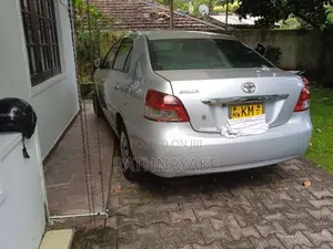 Toyota Belta 2007 Car (Used)
