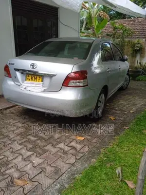 Toyota Belta 2007 Car (Used)