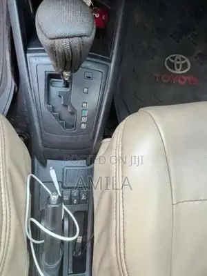 Toyota Axio 2015 Car (Used)