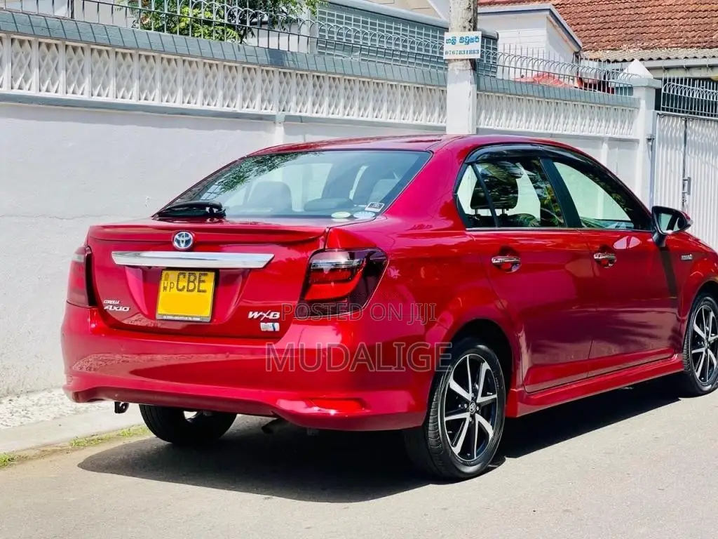 Toyota Axio WXB 2018 Car (Used)
