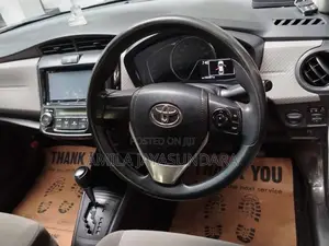 Toyota Axio 2014 Car (Used)
