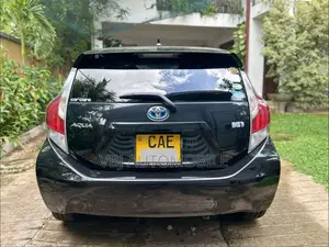 Toyota Aqua X Urban 2015 Car (Used)