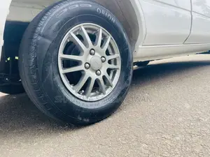 Toyota Corolla 2000 Car (Used)
