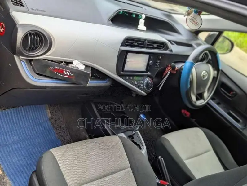 Toyota Aqua 2013 Car (Used)