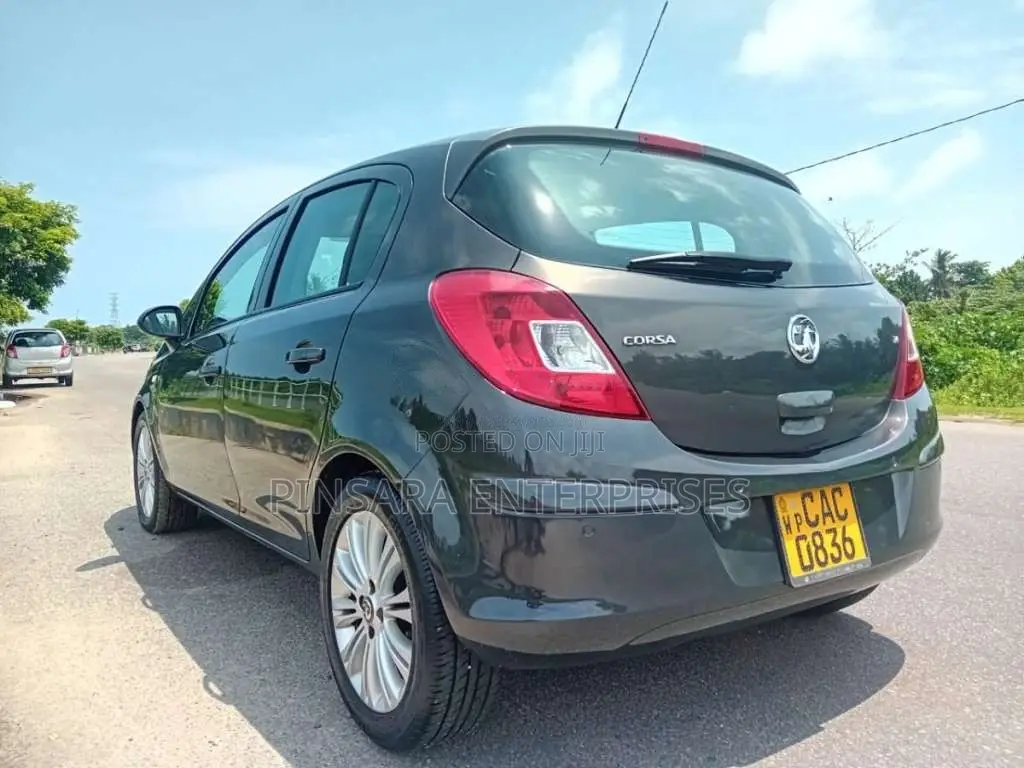 Vauxhall Corsa 2013 Car (Used)