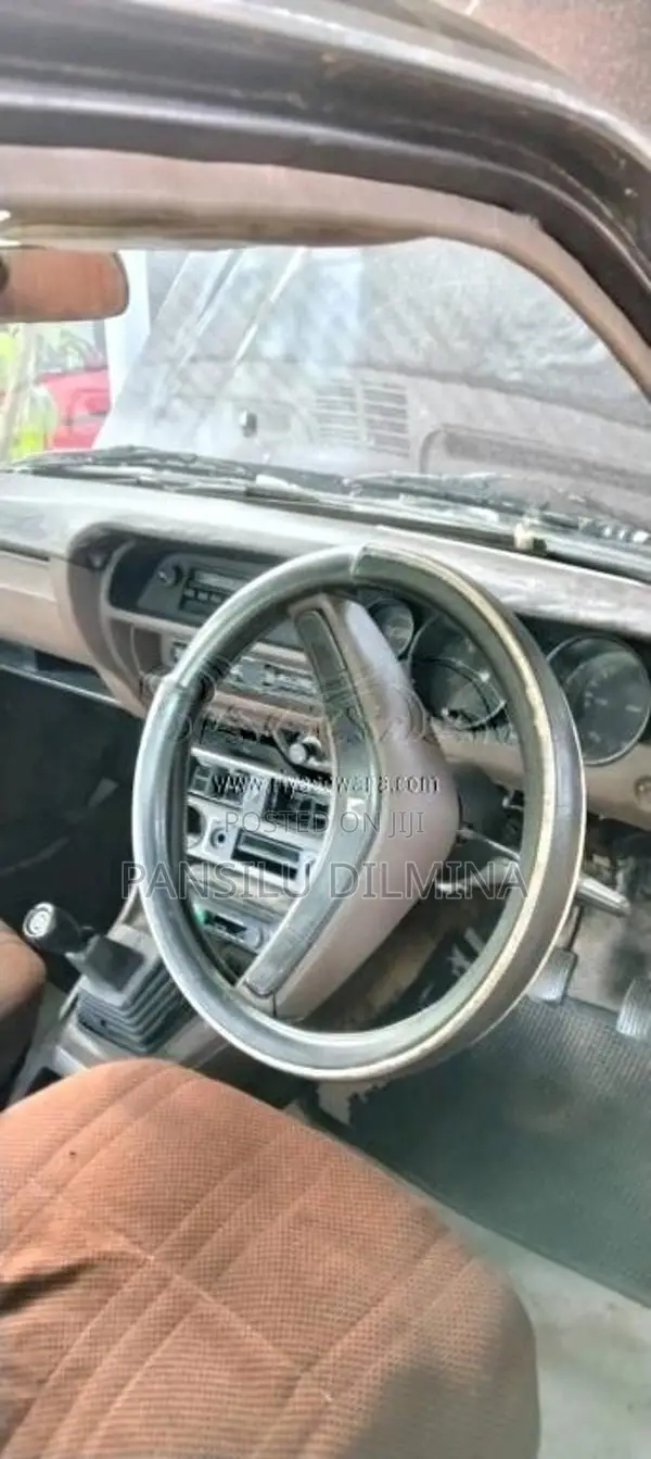 Mitsubishi Lancer Tube Light 1980 Car (Used)