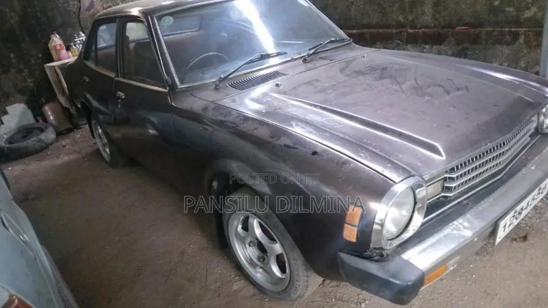 Mitsubishi Lancer Tube Light 1980 Car (Used)