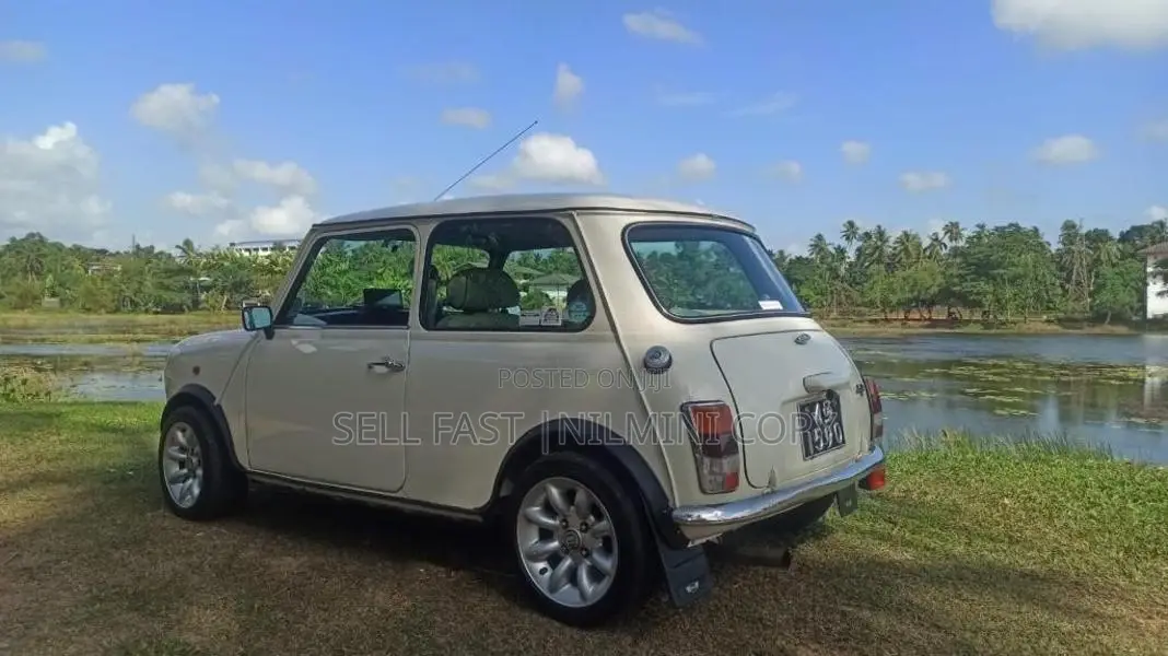 Mini Cooper 2000 Car (Used)