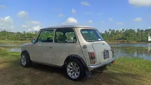 Mini Cooper 2000 Car (Used)