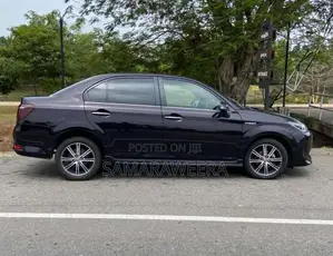 Toyota Axio Wxb 2016 Car (Used)