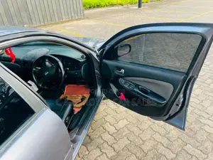 Nissan N16 2004 Car (Used)