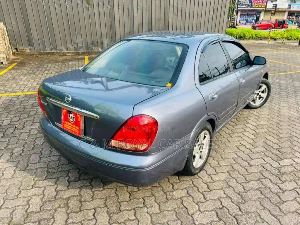 Nissan N16 2004 Car (Used)