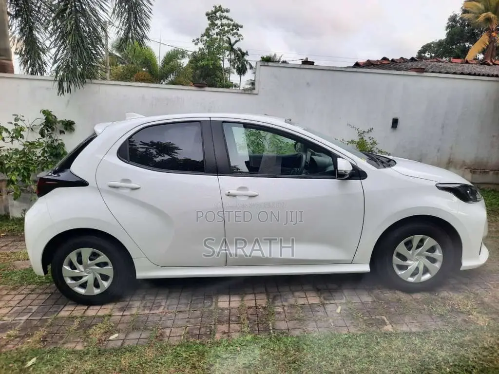 Toyota Yaris Japan G Grade 2024 Car Unregistered (Recondition)
