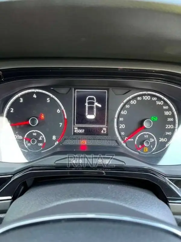 Volkswagen Polo 2019 Car (Used)