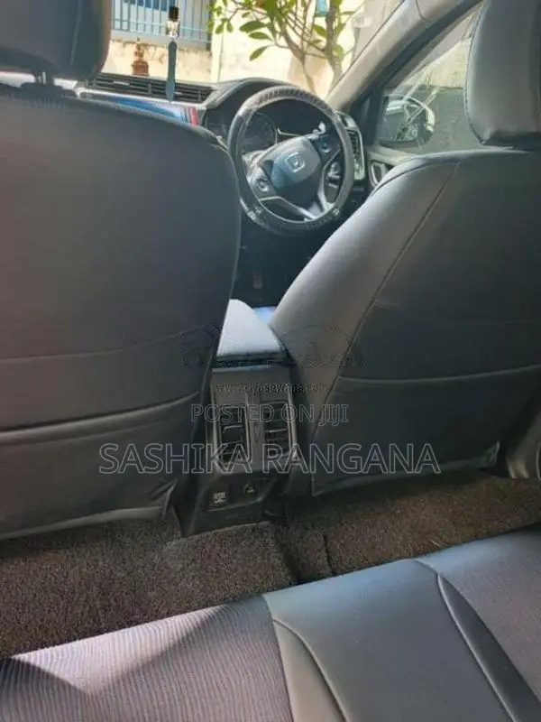 Honda Grace 2015 Car (Used)