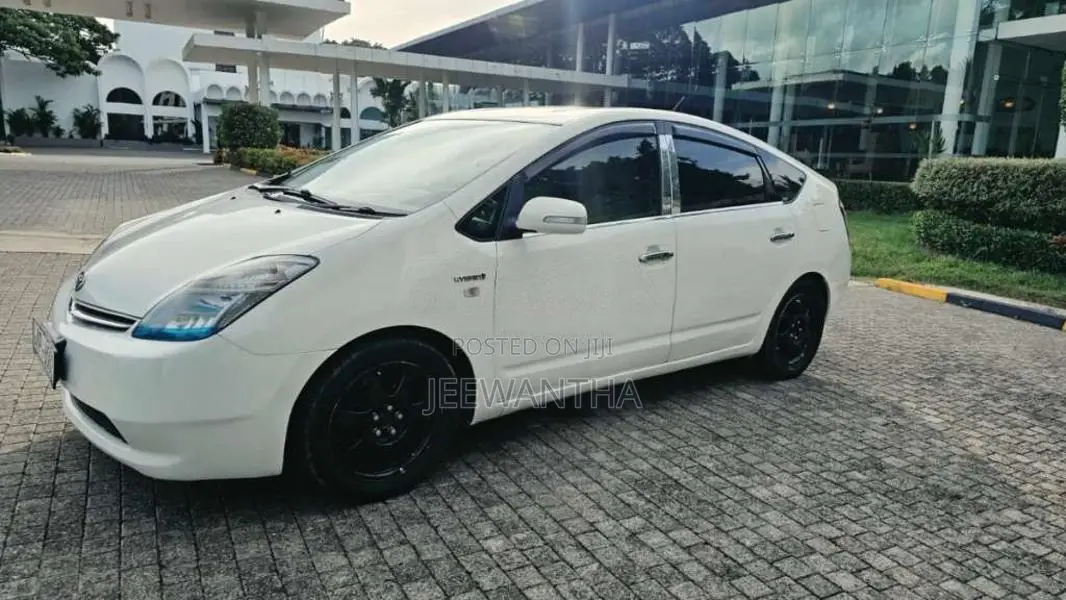 Toyota Prius 2008 Car (Used)