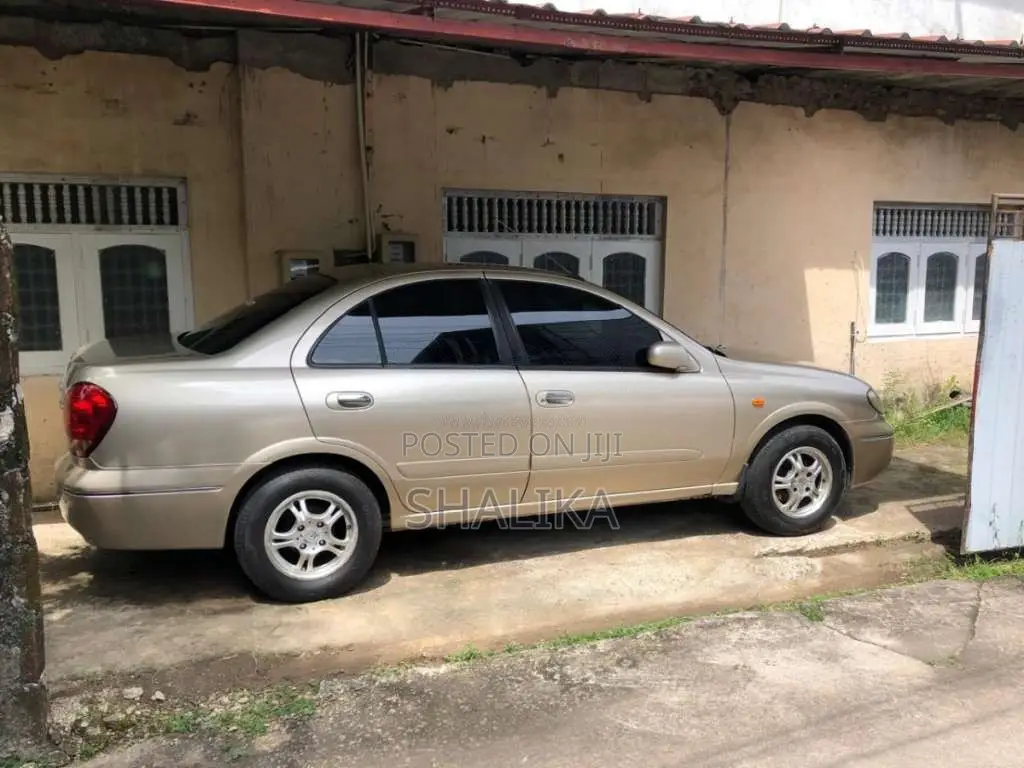 Nissan N16 Sunny N17 Super Saloon 2004 Car (Used)