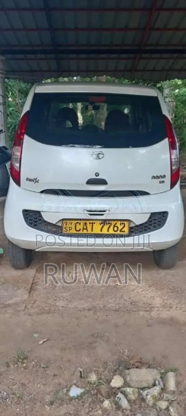 Tata Nano 2016 Car (Used)