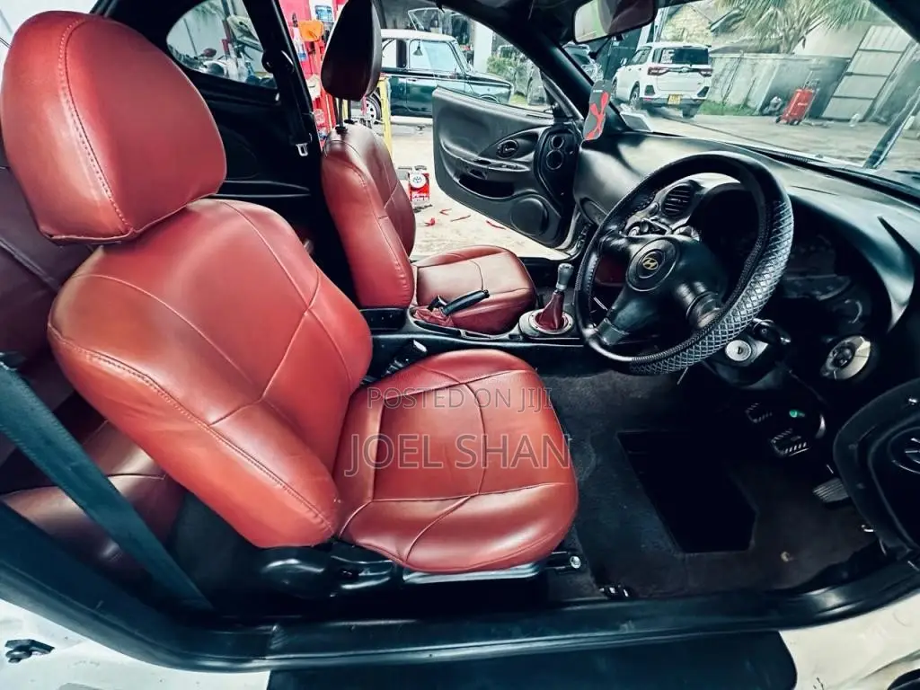 Hyundai Coupe 2005 Car (Used)