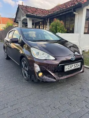 Toyota Aqua Urban 2016 Car (Used)