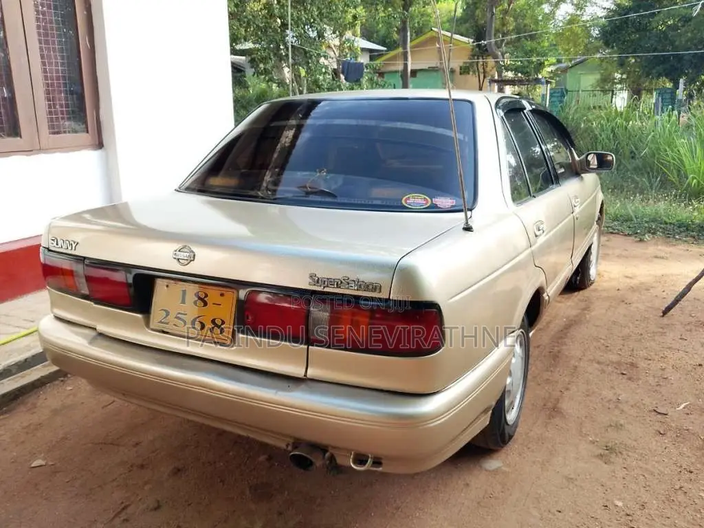 Nissan Sunny FB13 1992 Car (Used)