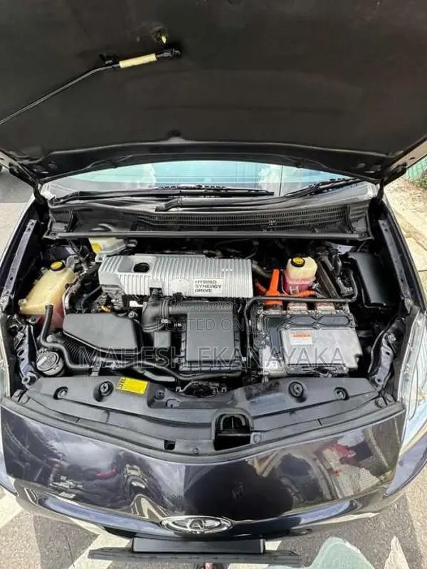 Toyota Prius 2010 Car (Used)