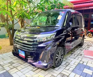 Toyota ROOMY CUSTOM GT TURGO 2023 Car Unregistered (Recondition)