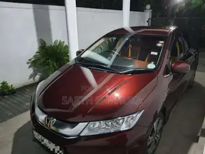 Honda Grace 2015 Car (Used)