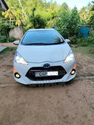 Toyota Aqua Urban G 2014 Car (Used)