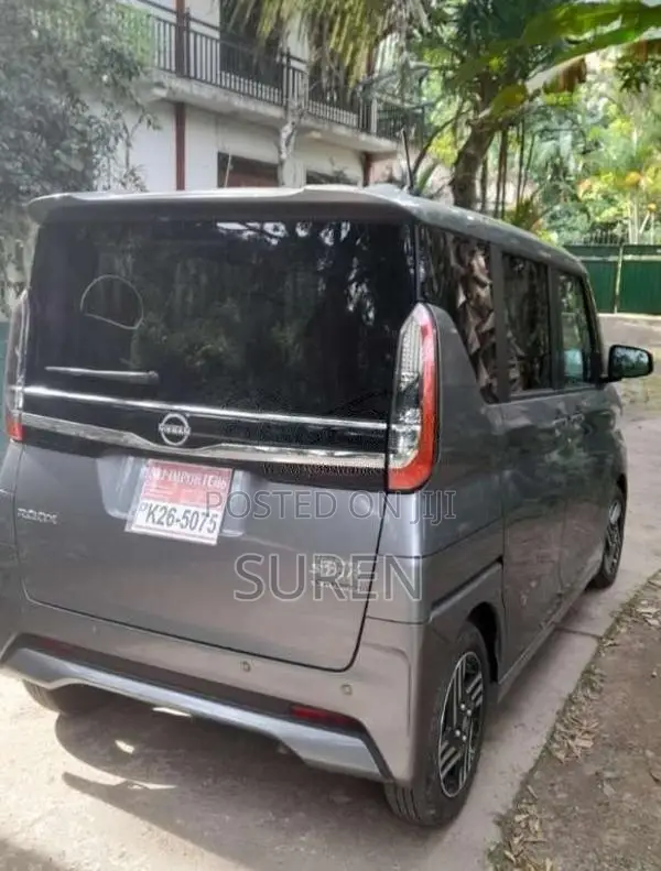 Nissan Roox 2023 Car (Used)
