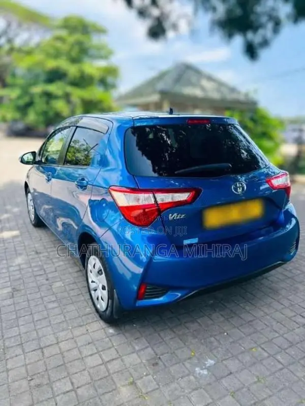 Toyota Vitz 2018 Car (Used)