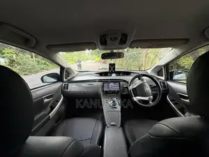 Toyota Prius 2011 Car (Used)
