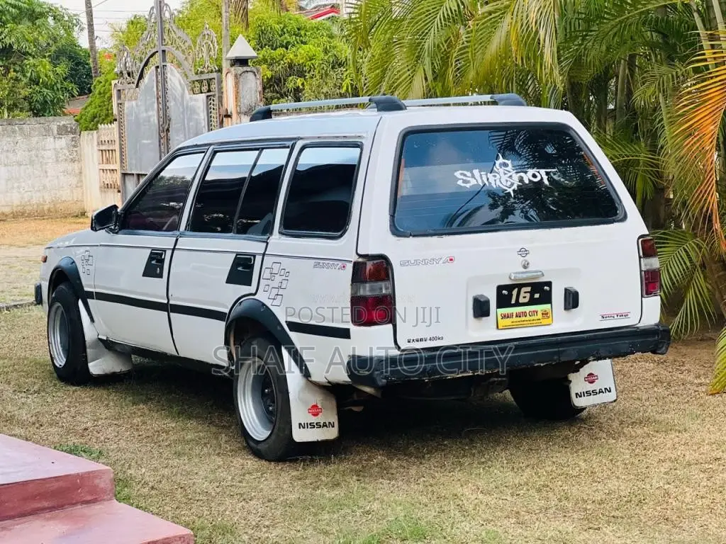 Nissan AD Wagon 1985 Car (Used)