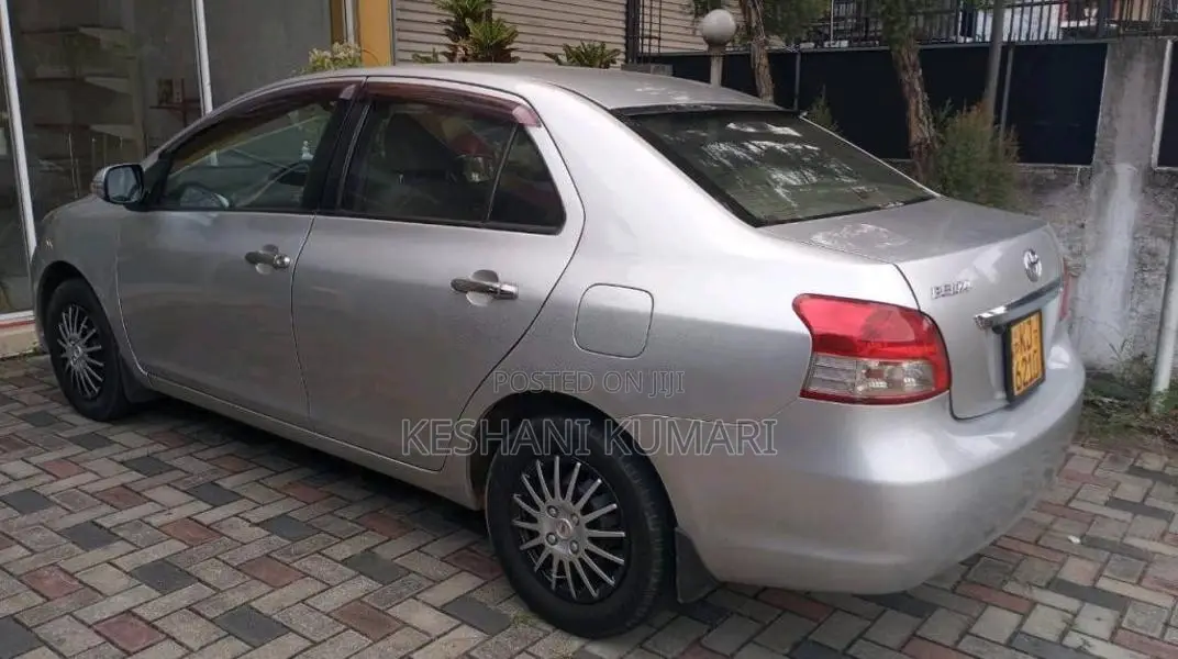Toyota Belta 2009 Car (Used)