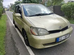 Toyota Platz 1999 Car (Used)