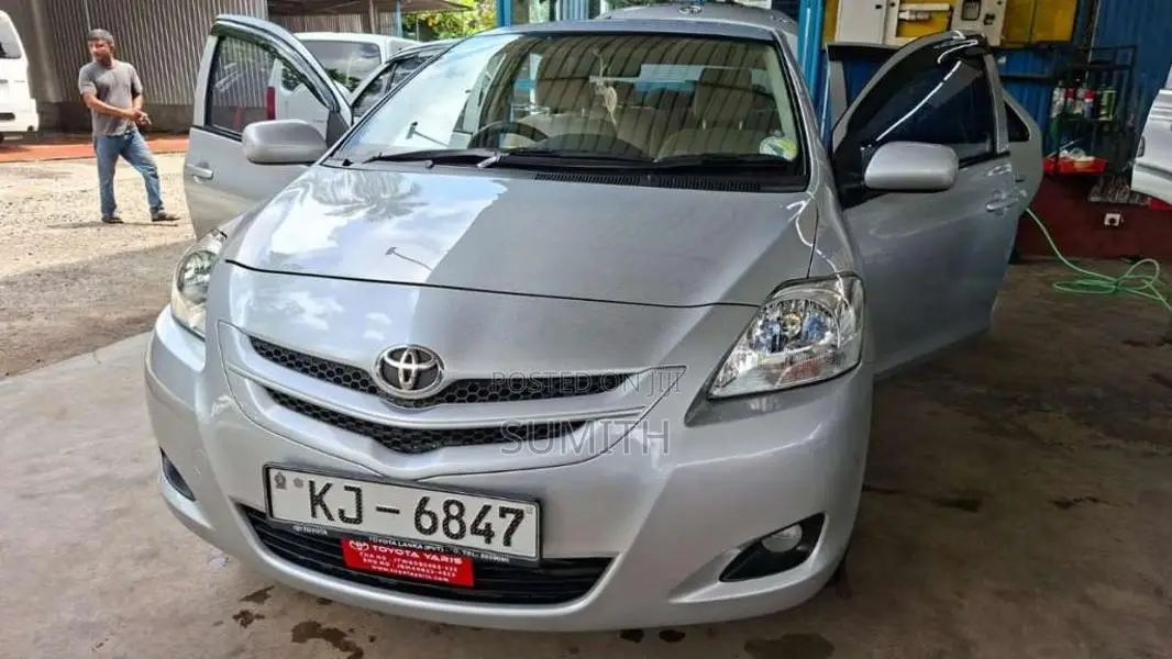 Toyota Yaris 2008 Car (Used)