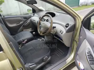 Toyota Platz 1999 Car (Used)